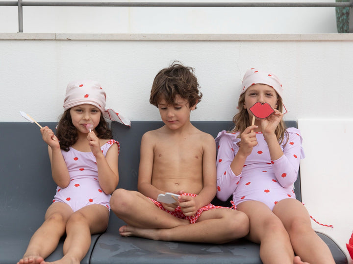 Swimsuit Textured Lips - سباح