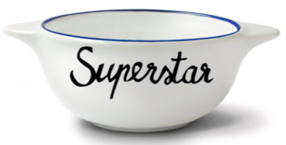 Brittany's Bowl Superstar- منزل