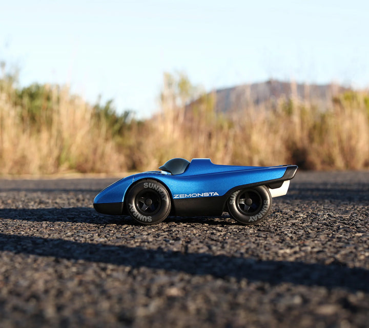 Playforever Zemonsta Hans designer toy car inspired by classic endurance racing vehicles