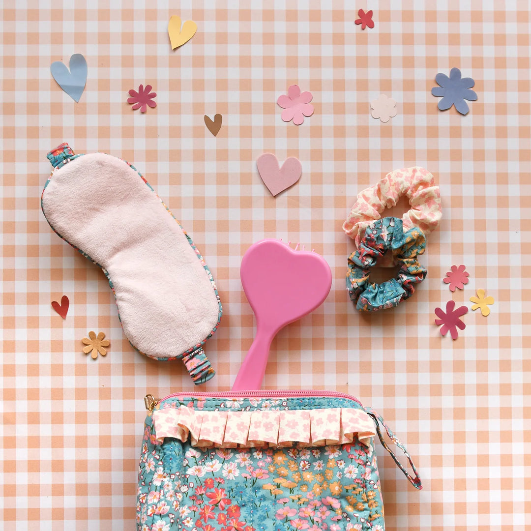 Heidi Floral Sleepover Set - مستلزمات