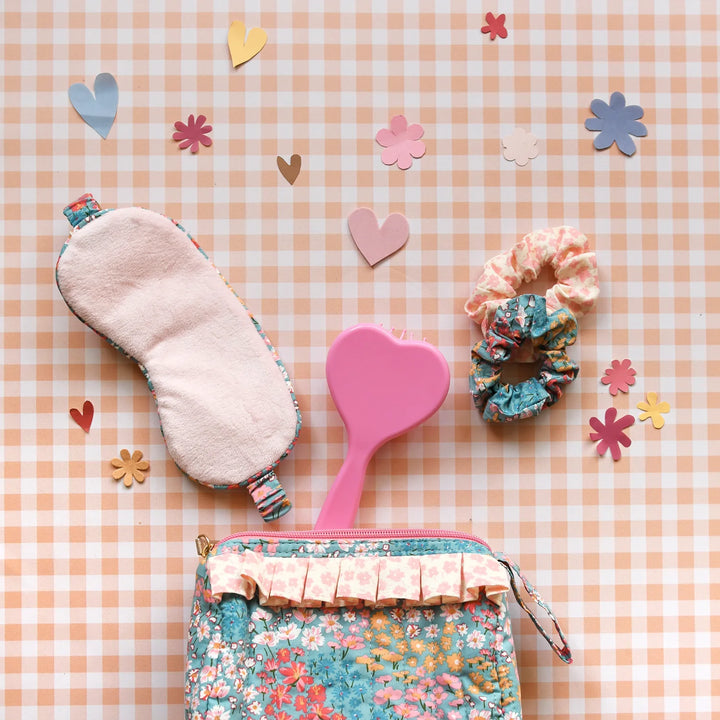 Heidi Floral Sleepover Set - مستلزمات