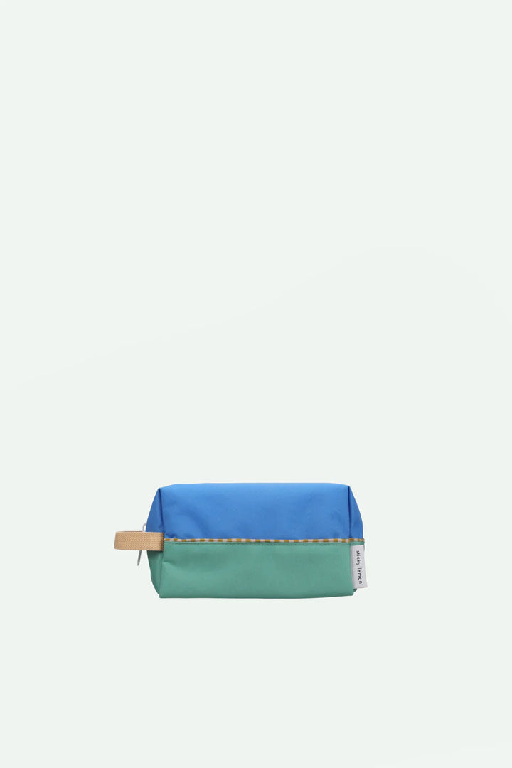 Toiletry Bag - Radar Blue - حقيبة أدوات الزينة