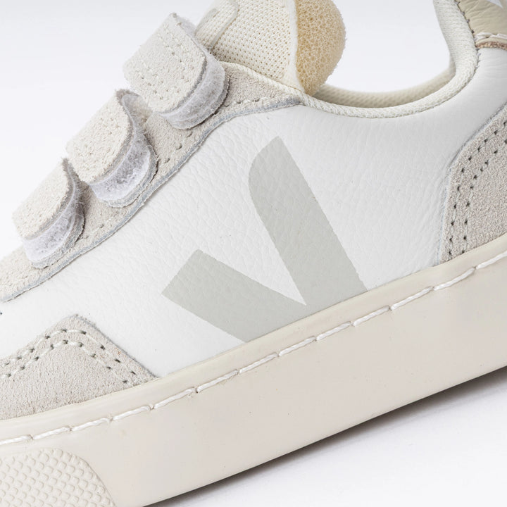 V-90 Extra White Natural - Grey - أحذية