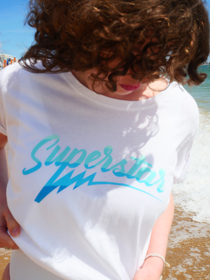 T-Shirt Superstar - قميص