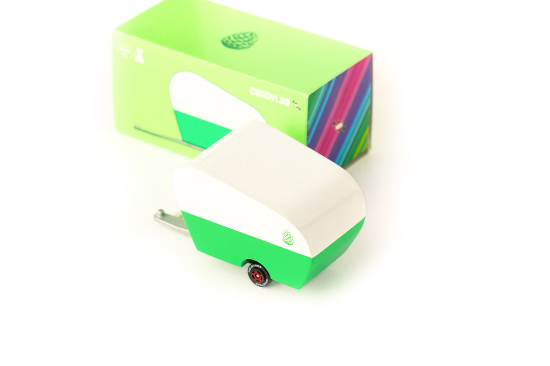 Pinecone Camper - ألعاب الأطفال