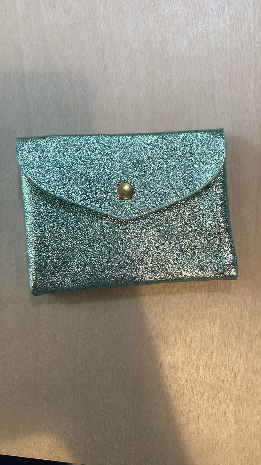 Shiny Pouch